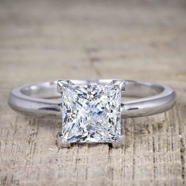 Classic Best seller 1 Carat Princess cut Moissanite Solitaire Engagement Ring 