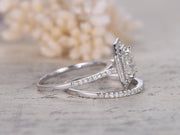 Classic 2 Carat Moissanite and Diamant Bridal Set 