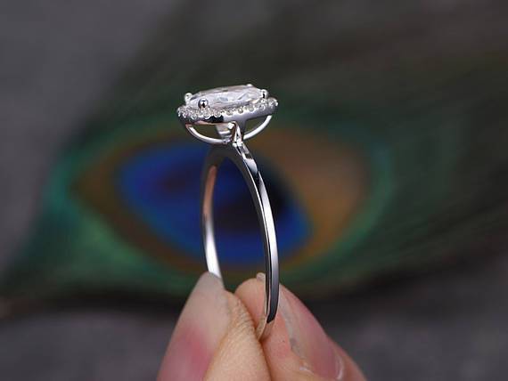 Beautiful ring | Engagement rings, Wedding rings, Halo engagement rings