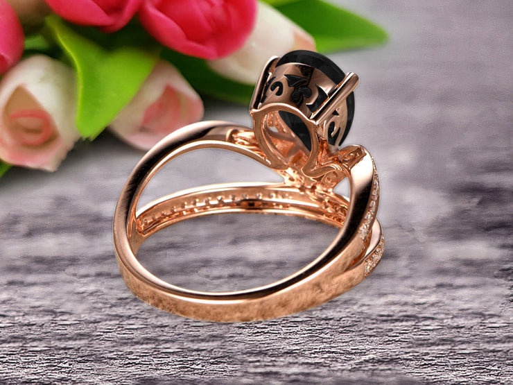 Pear Shape 1.50 Carat Black Diamond Moissanite Engagement Ring Wedding Ring Anniversary Ring On 10k Rose Gold Curved V Split Shank Band Glaring Staggering Ring