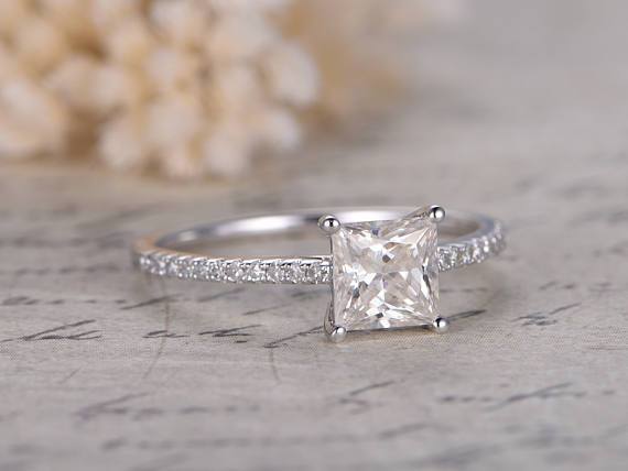 1.25 Carat Solitaire Wedding Ring with Moissanite and Diamond 