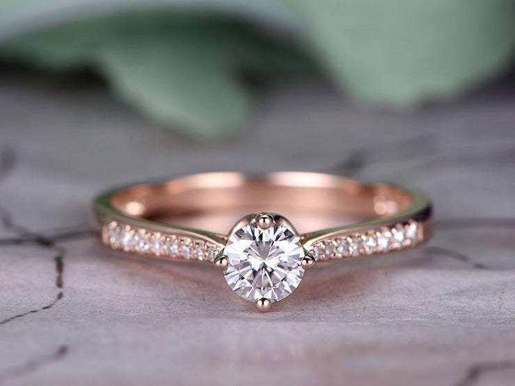 Round cut 1.25 ct  Moissanite & Diamond Wedding Ring in 10k Rose Gold
