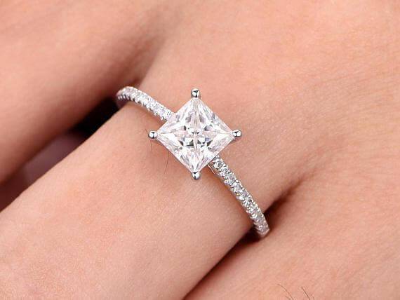 Prinncess Cut 1.25 Carat Moissanite and Diamond Solitaire Ring 