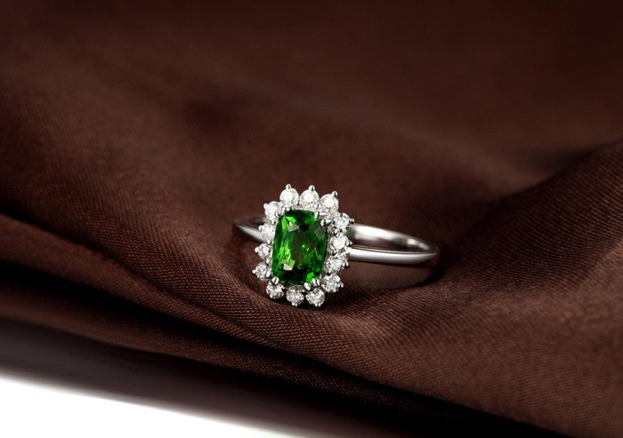 1.50 Carat perfect Emerald and Moissanite Diamond Halo Engagement Ring for Women in White Gold