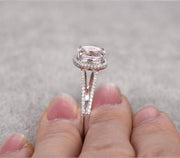 1.50 carat Oval Cut Morganite and Diamond Engagement Ring for Women 
